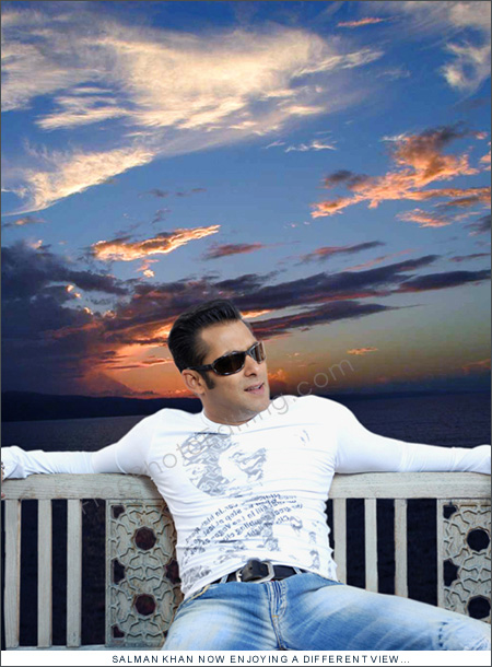 The background of this photo has been changed. The original photo can be seen above.