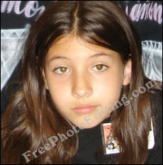 Red eye correction / red eye removal carried out with photo editing